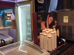 -领鲜活海鲜榴莲自助火锅(东门店)