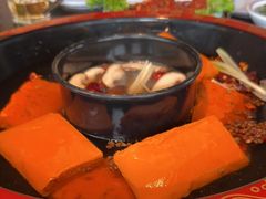 -三江两海老火锅(北京首店)