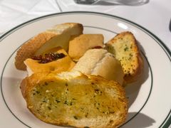 餐前面包-Va Bene贝尼西餐厅