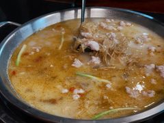 -老来福·非遗酸汤兔(凯旋路店)
