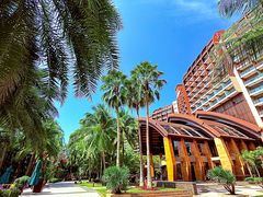 -三亚湾海居铂尔曼度假酒店