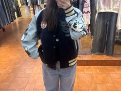 -伊犁环球港(阿合买提江路店)