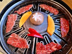 -炼火烤肉店