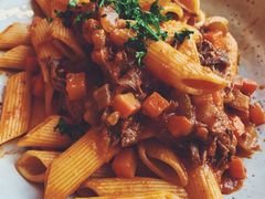 暖冬红酒炖牛腿肉空心面-wagas(暖山店)