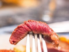 火焰澳洲谷饲脆蒜牛柳配幼蔬-曙亚洲餐厅-重庆富力艾美酒店(南坪万达广场店)