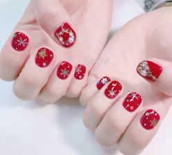 -逸日式美甲美睫工作室