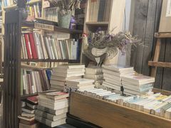 -斯多格书乡(北京大学畅春园店)