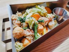 盐酥鸡拼盘-暖食光·台式家庭餐厅·生日主题店(万达店)