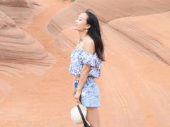 -波浪谷