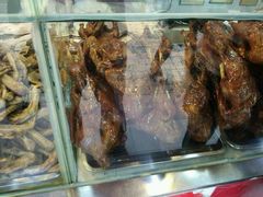 -王浩儿纪六孃甜皮鸭(乐山总店)