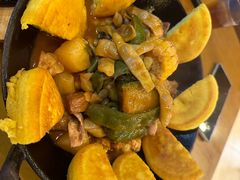 -鹤乡东北菜(崮山路店)