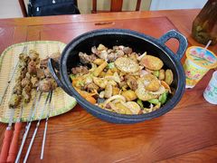 -老钟家烤羊排·敦伊阁清真餐厅胡羊焖饼