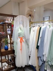 -一揽芳华汉服旗袍体验馆(拙政园店)