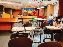 用餐区-麦当劳(中山八路店)