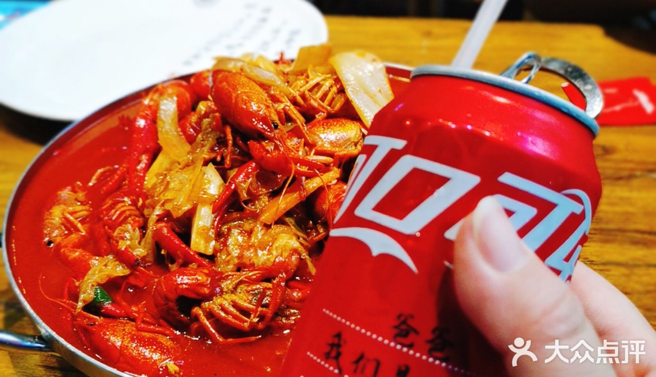 龙虾配可口可乐，这才是夏天该有的味道