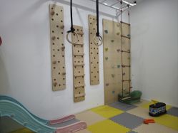 -熊小米专业儿童游泳馆