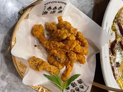 -渔语鱼新川菜Bistro(万象天地店)