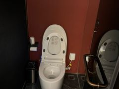 -爱舍海岸酒店(香港中路五四广场店)