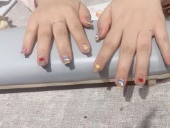 -艾珂·美甲美睫