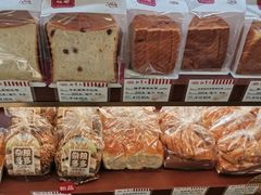 -红宝石·鲜奶小方·海派西点房(长阳店)