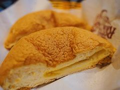 劳顶笨（ROTTI BUN)-劳顶笨咖啡(西塔店)