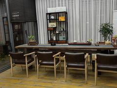 -华致酒行(沈砖公路店)