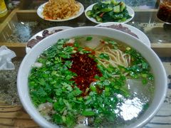 -陇上全荟兰州传统牛肉面(延吉路店)