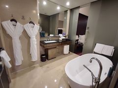 -广州天河希尔顿酒店