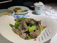 黑腐竹拌芥蓝-雲蜀龙阁·金牌水煮鱼(方庄店)