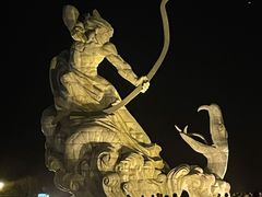 -巴陵广场