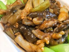 -赶海部落海鲜城(海阳路店)