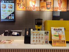 -麦当劳(洪山商场店)
