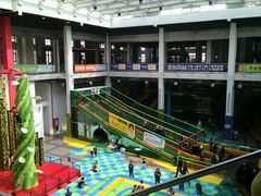 -蒙特利亲子乐园