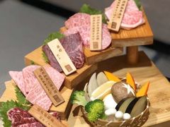 -山川小町·极番烧肉(新地假日广场店)