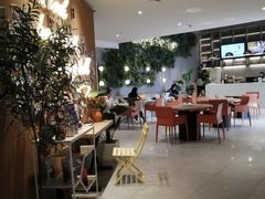 大堂-新华里咖啡书吧(新华书店小寨店)