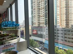 -逸山伍自转小火锅(纺织品店)