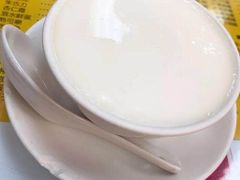 蛋白炖鲜牛奶-澳洲牛奶公司(佐敦店)