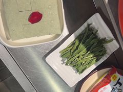 -生活如沸·顺德水牛奶火锅(大学路店)