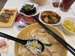 -谭仔米线(皇庭广场店)