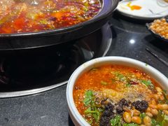 -小饕荟雅安贡椒鱼鲜馆(广福桥店)