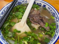 -嘻小北·兰州清汤牛肉面(太平洋森活天地店)