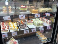 面包甜点陈列柜-仟吉KenGee(江南万达店)