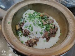 窝蛋牛肉煲仔饭-红星光发煲仔饭(大石街店)