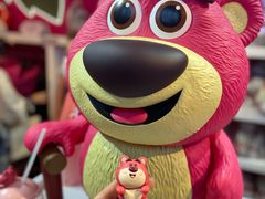 -泡泡玛特POPMART(上海环球港店)