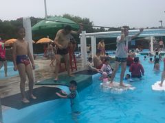 -热带风暴水上乐园