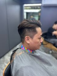 -藤野造型•烫染专业店