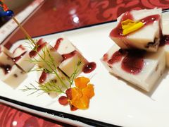 -依江春水烤鸭店