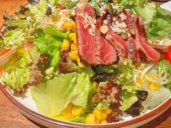 牛腩排沙拉-幸邻食堂