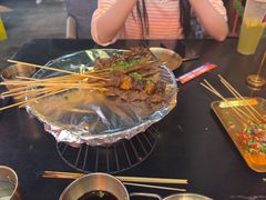 -何师烧烤Pro ·江湖川菜·小龙虾·精酿啤酒(太古里旗舰店)