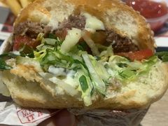 -The Habit Burger Grill 哈比特汉堡(爱琴海店)
